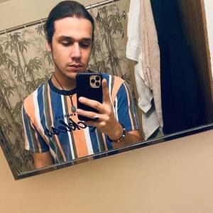 Meet your Posher, Emilio